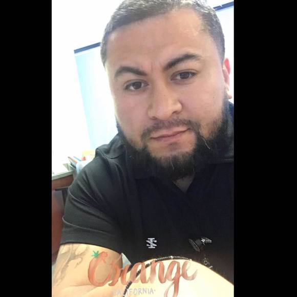 Meet your Posher, Daniel - Picture 1 of 1